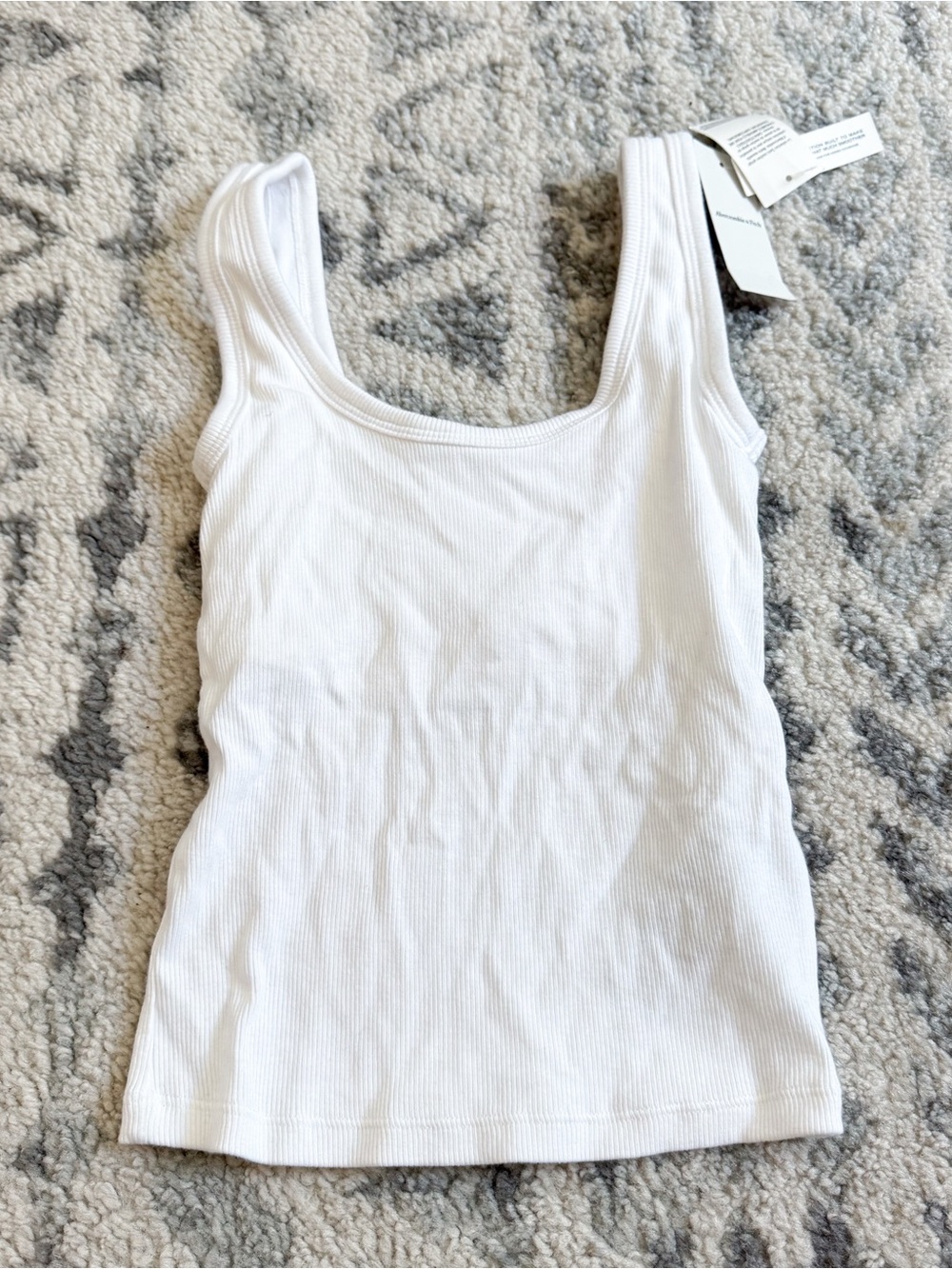 Abercrombie Women’s Bra-Free Rib Scoopneck Tank